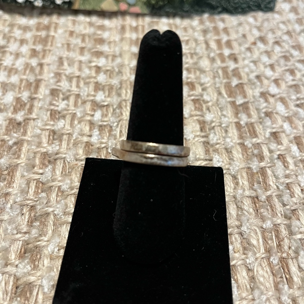 Matte Silver Stackable Rhinestone ring set size 9 - Picture 4 of 5